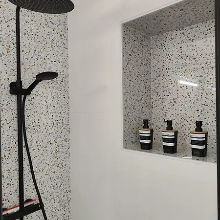 La Fonda * غرناطة